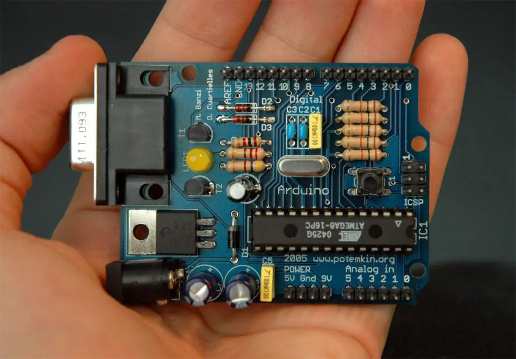 ARDUINO UNO – Inicio – Electrónica BP